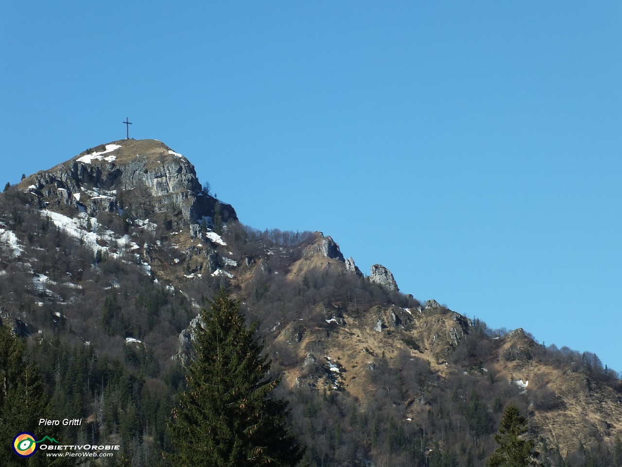 27  Dal Pianone zoom sul Pizzo Formico....JPG